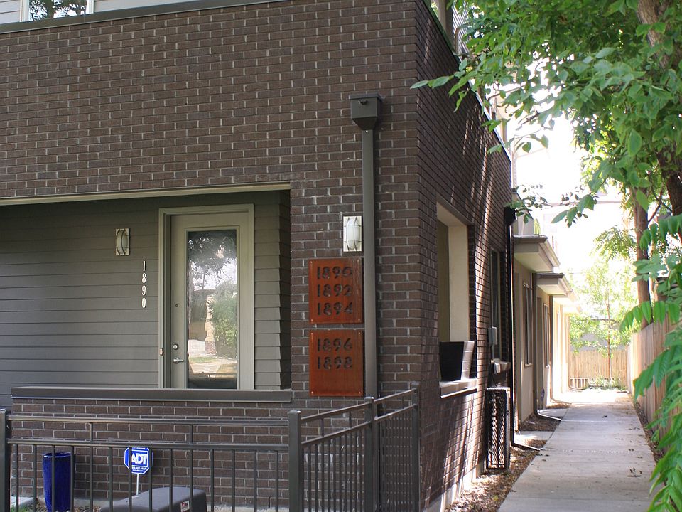 Walkway to Front Door