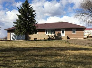 43432 277th St, Freeman, SD 57029