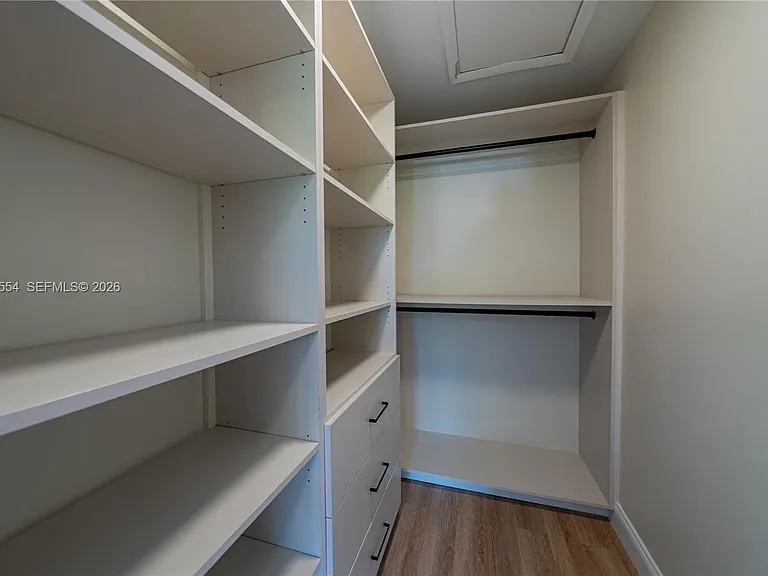 370 Flagami Blvd — Photo 19