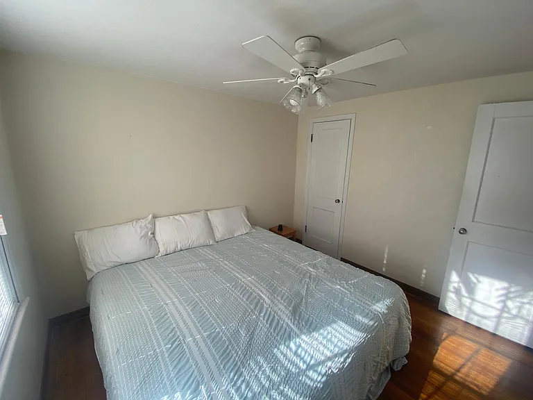 319 N Duncan St — Photo 18