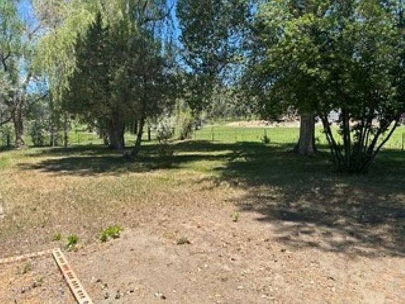 3rd image of 2643 Horseshoe Ln