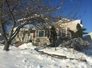 35 Gates Rd, Somerset, NJ 08873