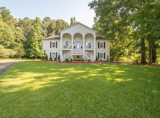 115 Hazelridge Ln, Sharpsburg, GA 30277