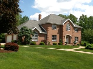 1506 Fox Chase Dr, Sewickley, PA 15143