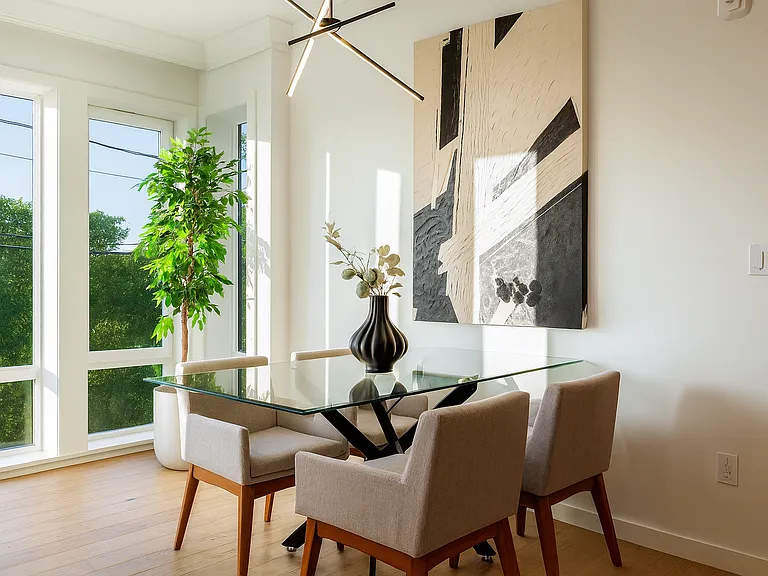 386 Washington St #202 — Photo 4