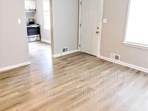 3rd image of 1348 Central Park Ave #2