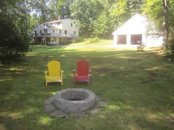 948 Strafford Road, Barrington, NH 03825