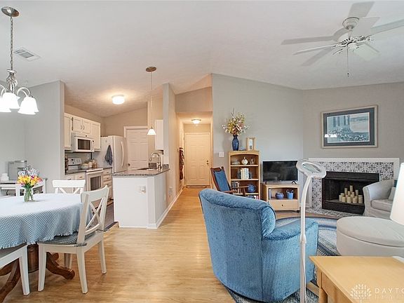 4th image of 8831 Eagleview Dr APT 12