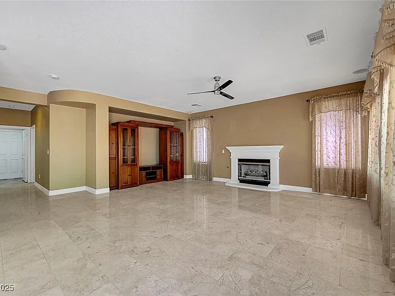 229 N Buteo Woods Ln — Photo 26