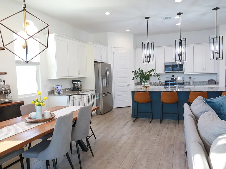 827 W Flatiron Trl — Photo 7