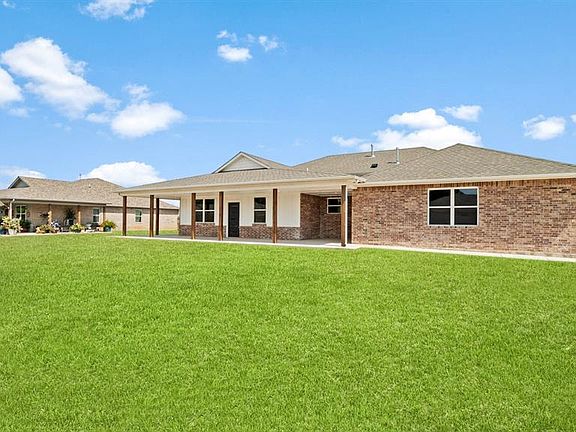 2nd image of 112 Olde Mill Rd