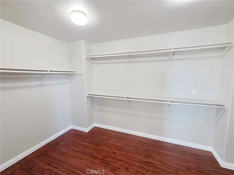 15338 Baxter St — Photo 32