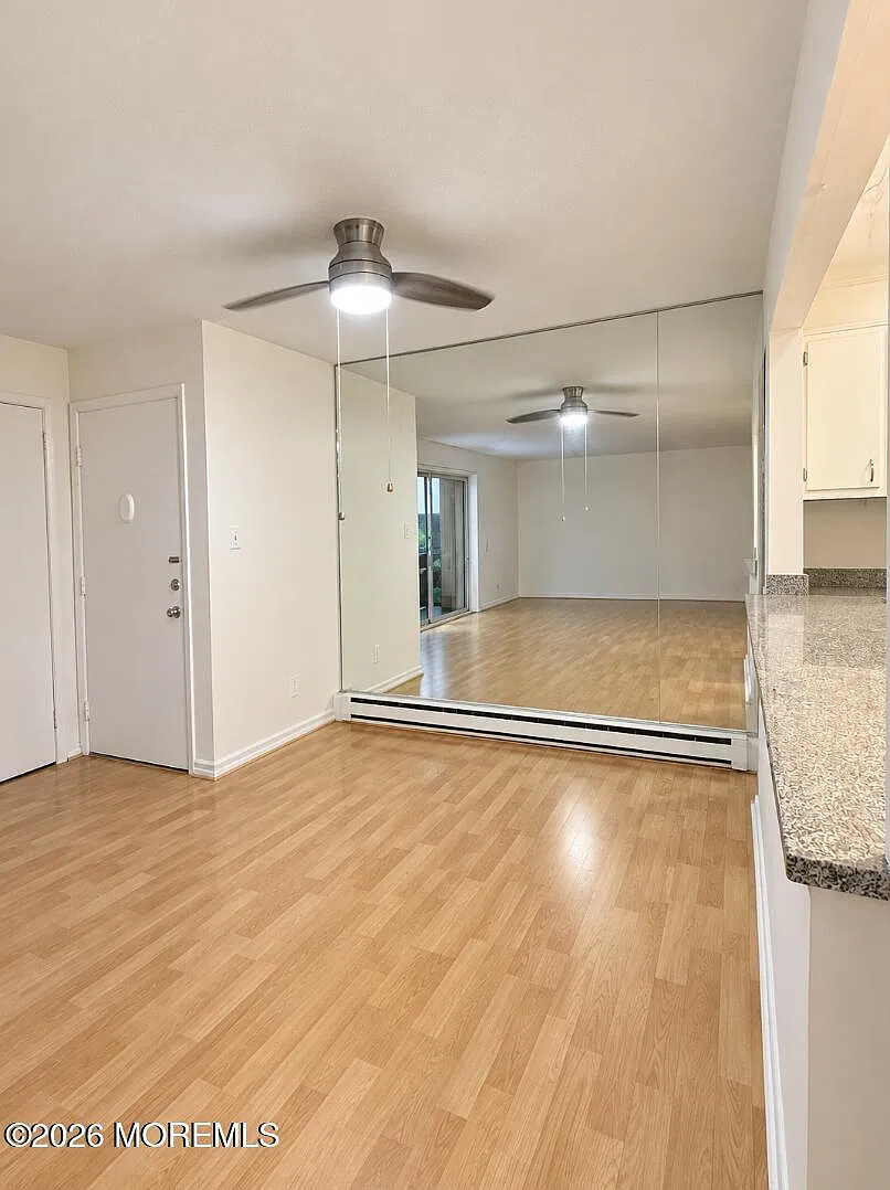 1 bed, 999 sqft, $2,800 — Photo 2