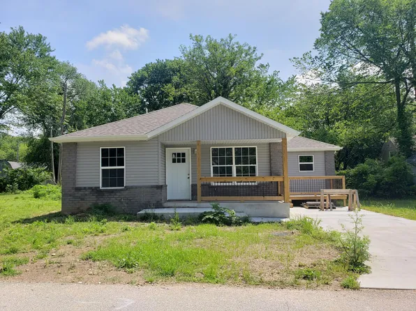 306 N Windsor Avenue, Aurora, MO 65605