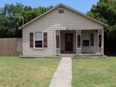 315 E 6th St, Weatherford, TX, 76086