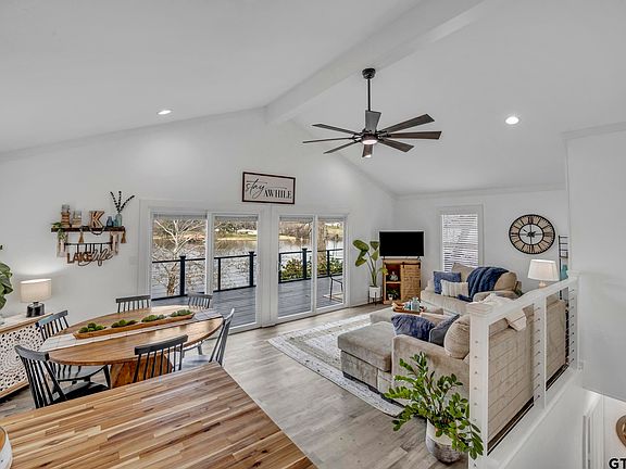 4th image of 15434 Lakeside Dr