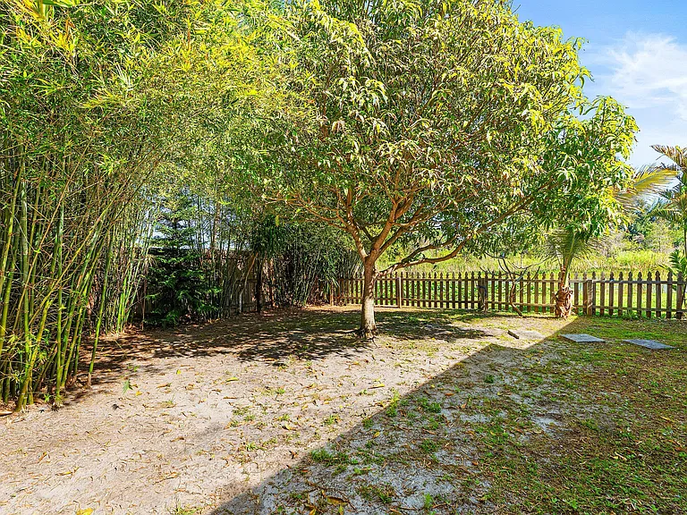 110 Wilson Rd — Photo 26