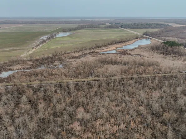 (undisclosed Address), Holly Grove, AR 72069