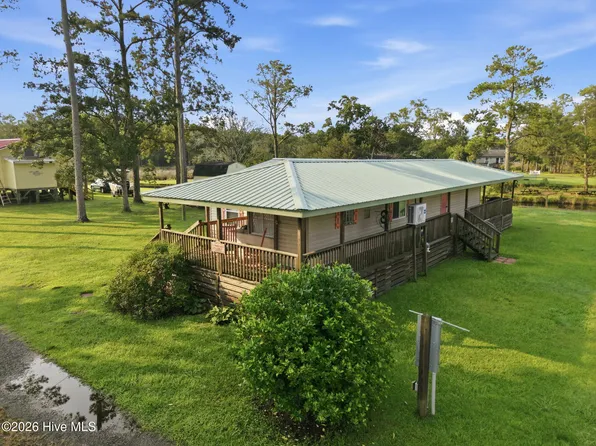 50 Point Avenue, Belhaven, NC 27810