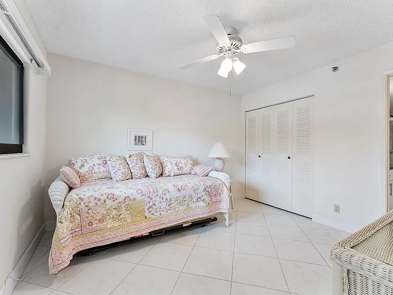 7260 Kinghurst Dr #205 — Photo 19