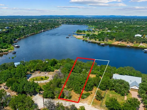 509 Nomad Dr, Spicewood, TX 78669