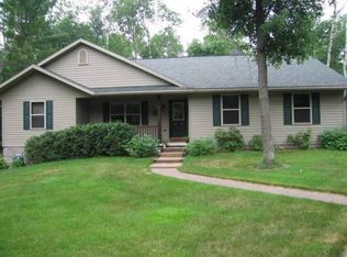 9992 Ridgewood Dr, Minocqua, WI 54548