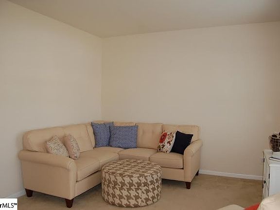 5th image of 204 Shale Ct