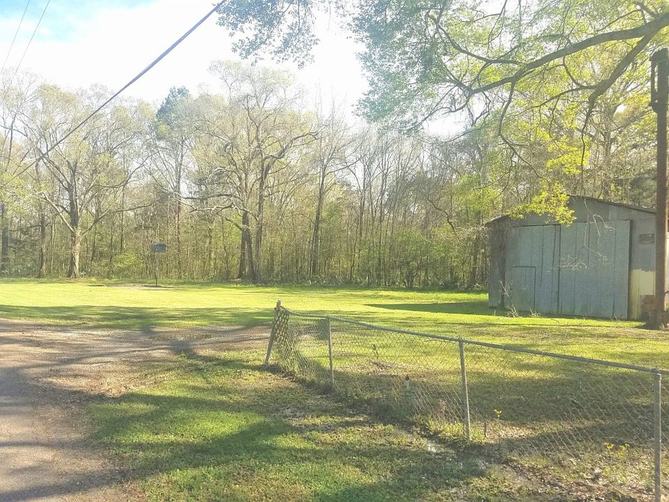 2nd image of 41285 Oak Harbor Rd