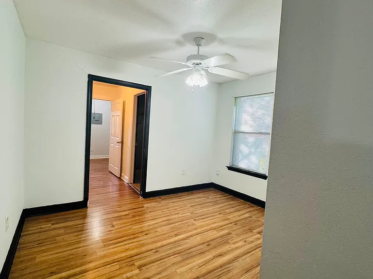 5206 Pond Lake Dr #2 — Photo 36