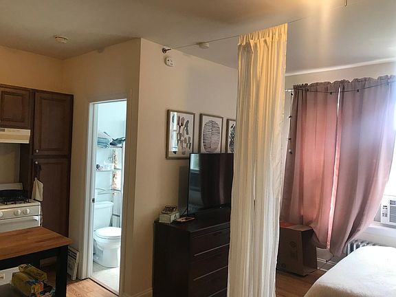 3rd image of 2606 N Kimball Ave #312