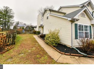 125 Stoneham Dr, Glassboro, NJ 08028