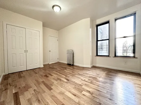 541 West 142nd Street image 10 of 15