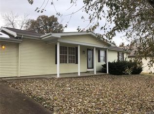 631 Palestine Rd, Chester, IL 62233