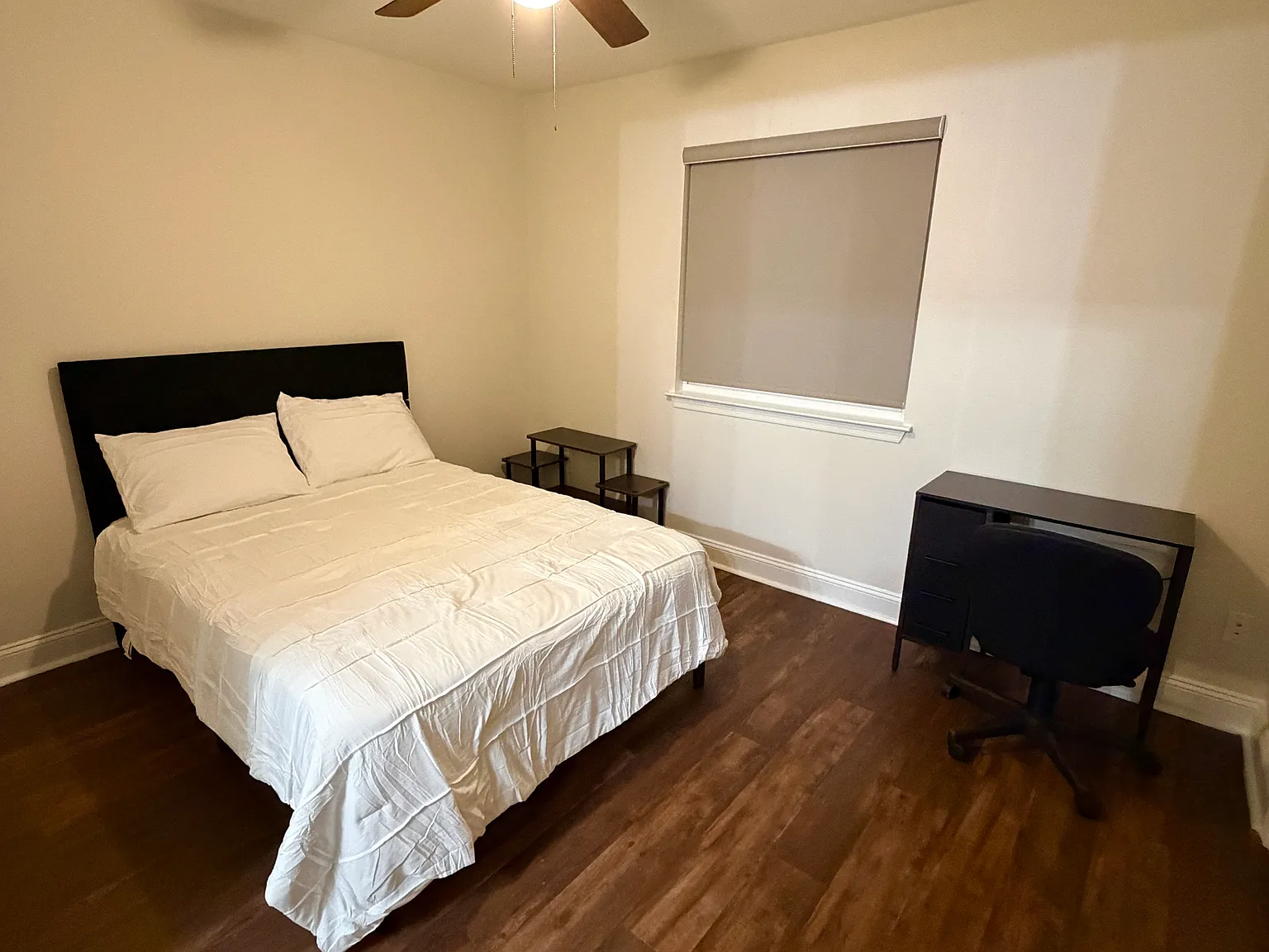 3 bed, 1268 sqft, $900 — Photo 2