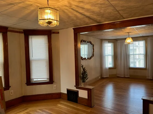 (undisclosed Address), Somerville, MA 02145
