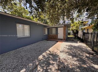2540 NE 181st St #2542, North Miami Beach, FL 33160