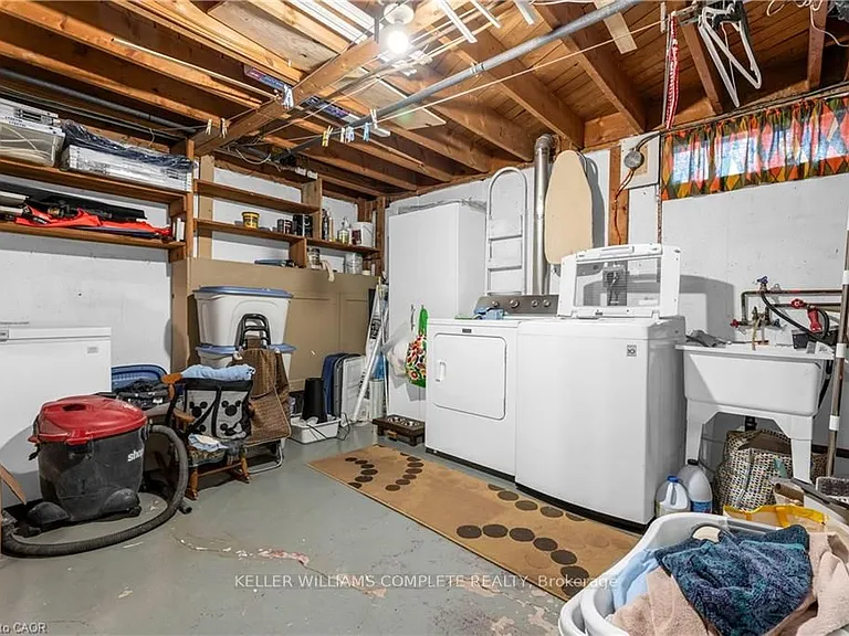 77 Lawfield Dr — Photo 24