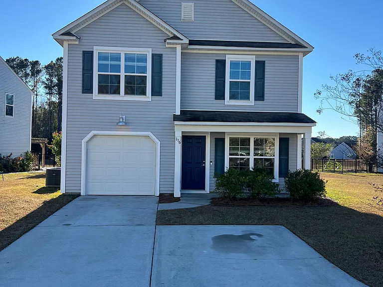116 Scarlet Oak — Photo 1
