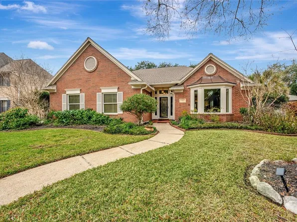 11811 Lone Hickory Court, Houston, TX 77059