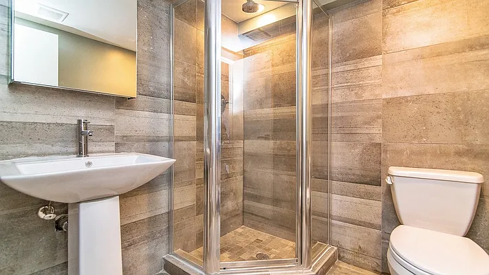 Rented by Nooklyn NYC LLC | media 6