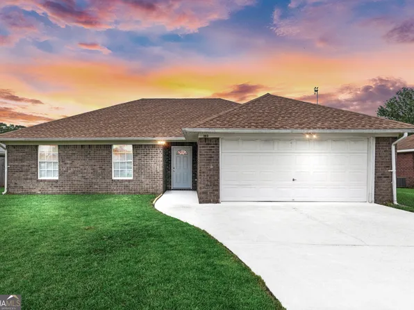193 Silver Fox Dr, Saint Marys, GA 31558