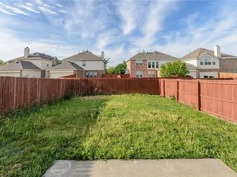 4440 Waskom Dr — Photo 22
