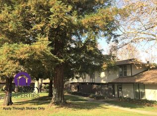 5451 Roundtree Pl APT B, Concord, CA 94521