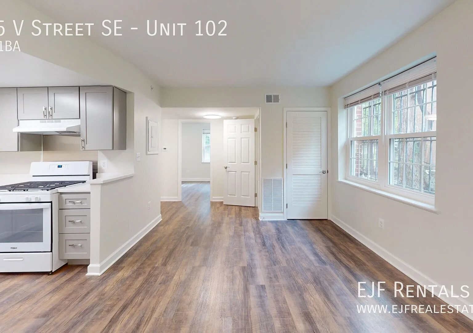 1715 V St SE — Photo 2