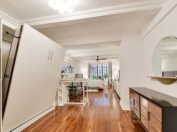 5th image of 320 E 42nd St APT 309