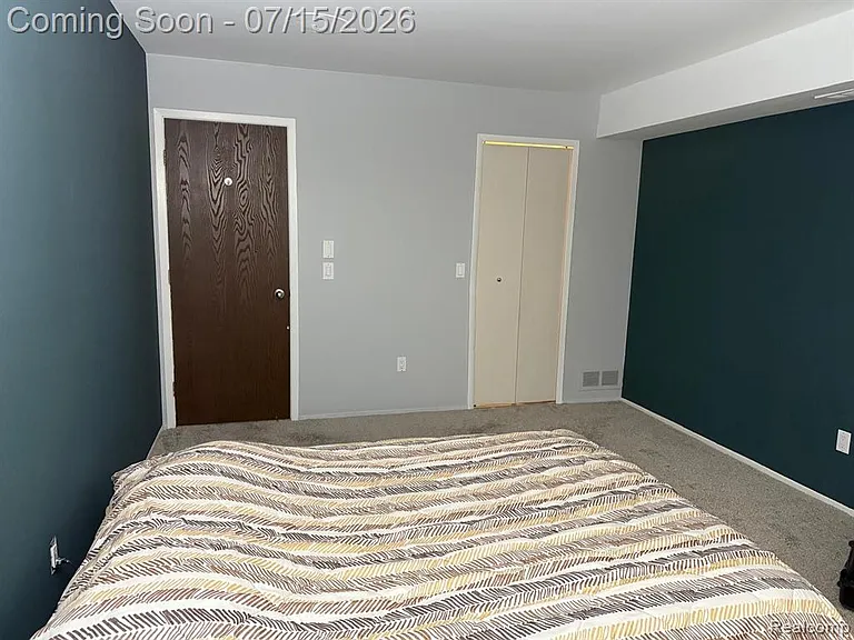 30052 W Twelve Mile Rd #71 — Photo 11