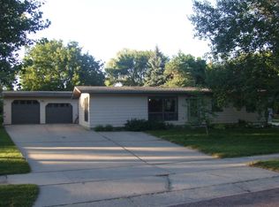 1735 Santee Trl, Brookings, SD 57006