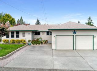 3722 SW 102nd St, Seattle, WA 98146