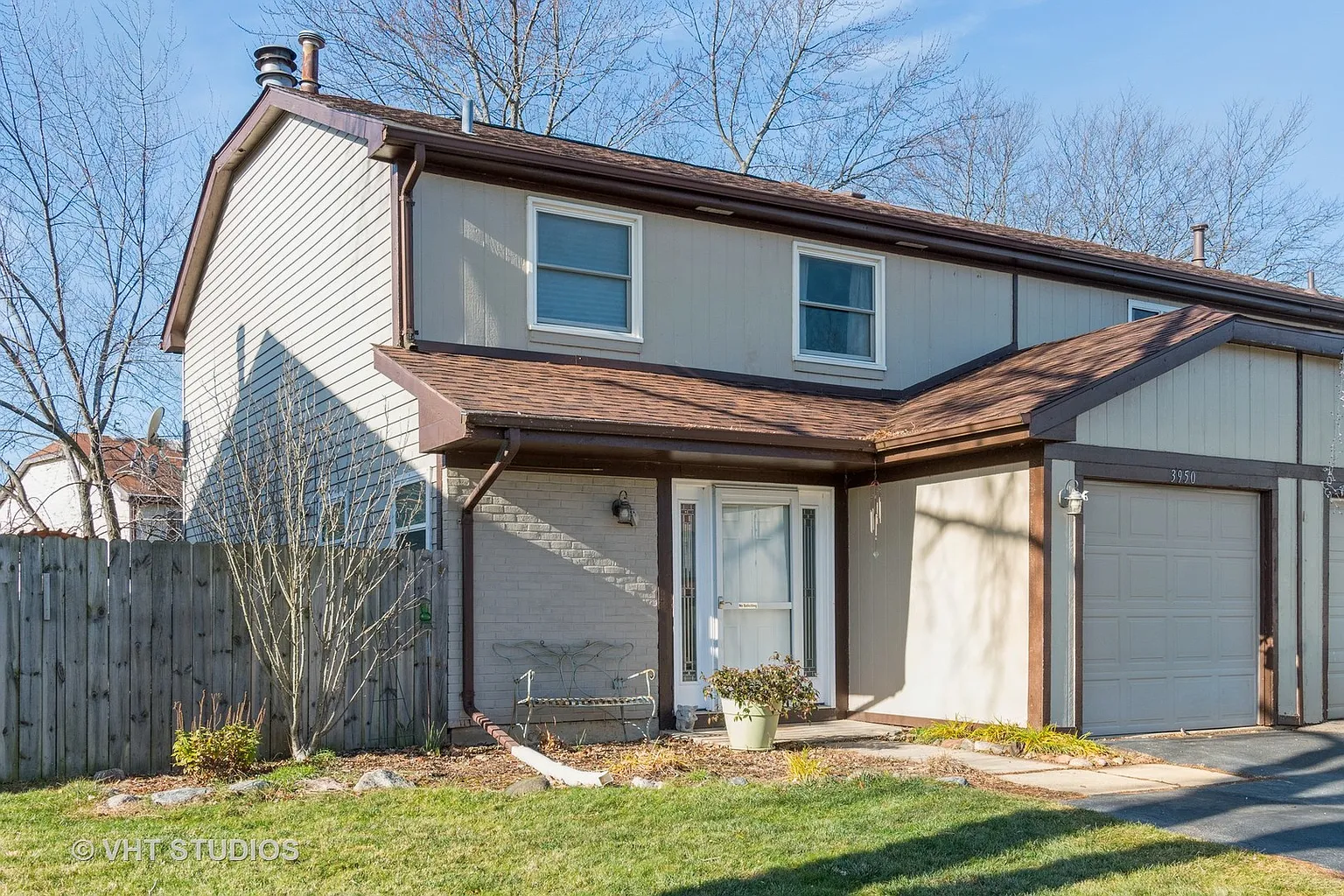 3950 Sandpiper Dr photo 1