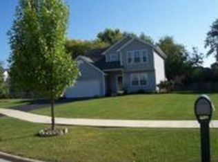 1914 Wildrose Dr, Crest Hill, IL 60403